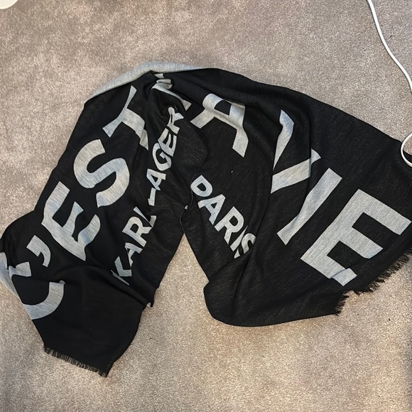 Karl Lagerfeld Black and Silver Ces’t Lavie Logo  Scarf - Picture 3 of 16